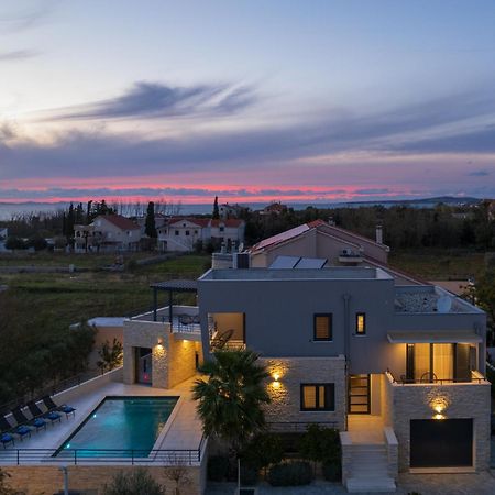 Villa Roca With Heated Pool And Sauna Privlaka  Eksteriør billede