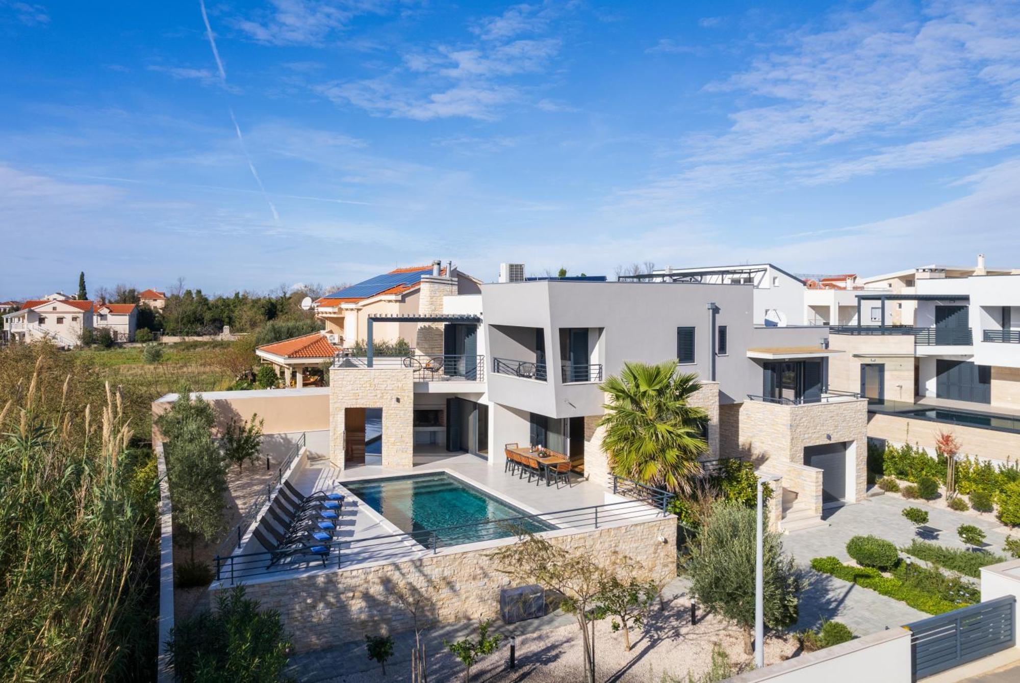 Villa Roca With Heated Pool And Sauna Privlaka  Eksteriør billede